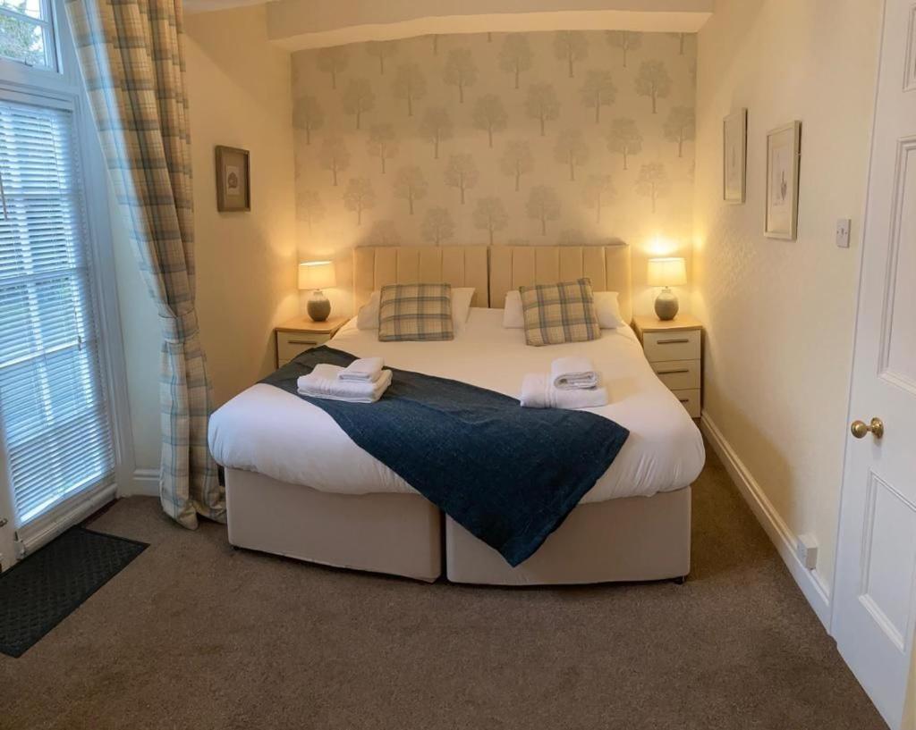 Sutton Hall Resort Thirsk Kamer foto